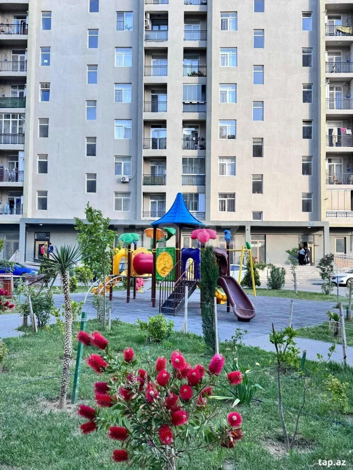 Satılır 2 otaqlı yeni tikili 65 m²