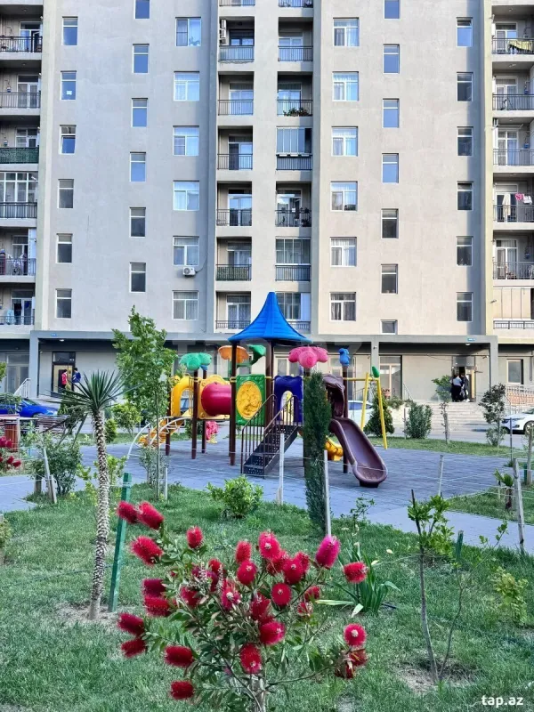Satılır 2 otaqlı yeni tikili 65 m²