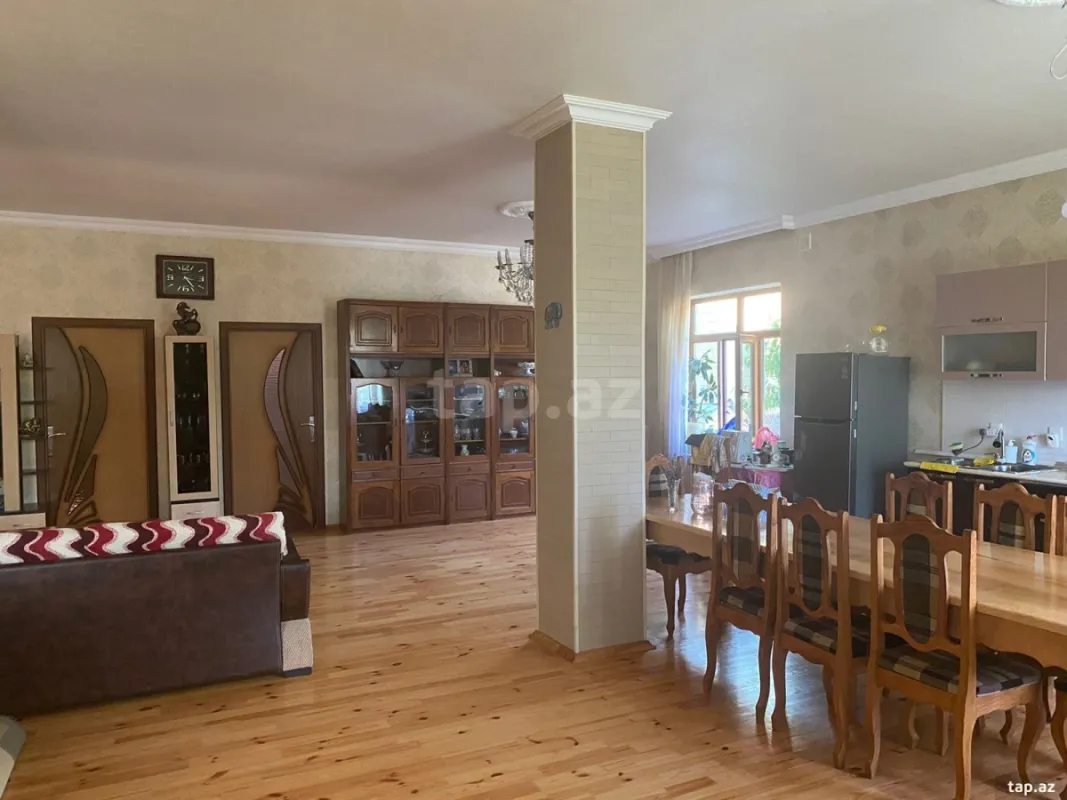 Satılır 5 otaqlı həyət evi