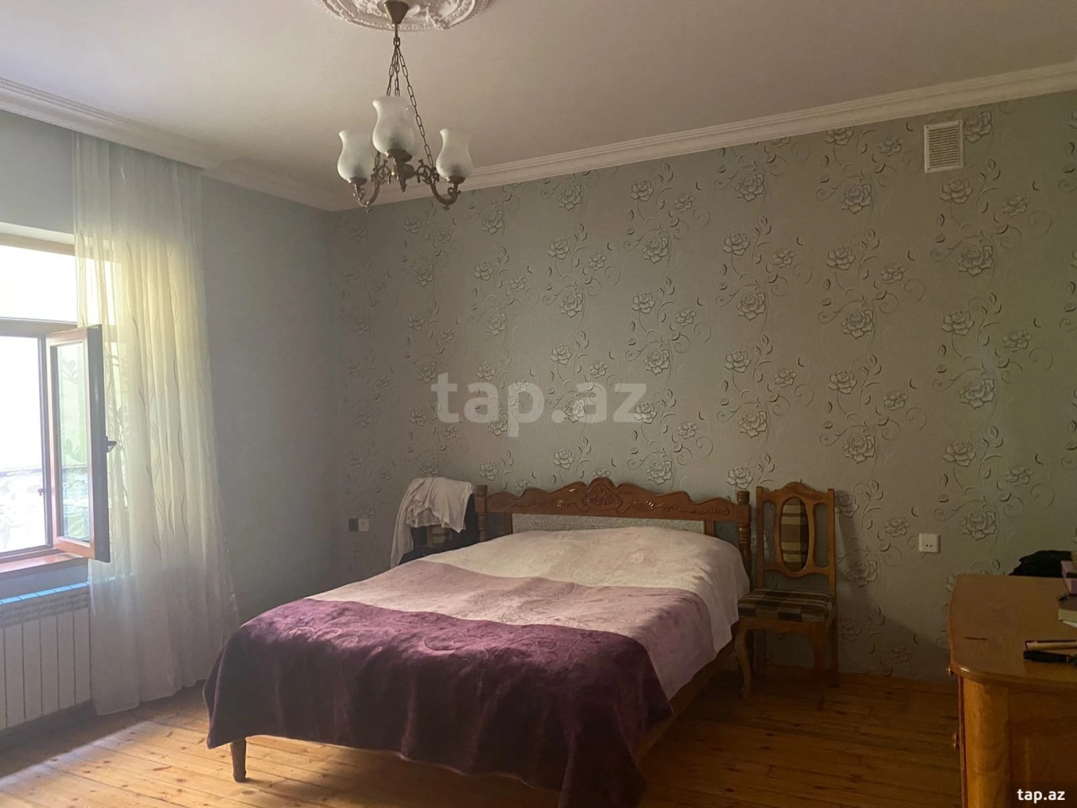 Satılır 5 otaqlı həyət evi
