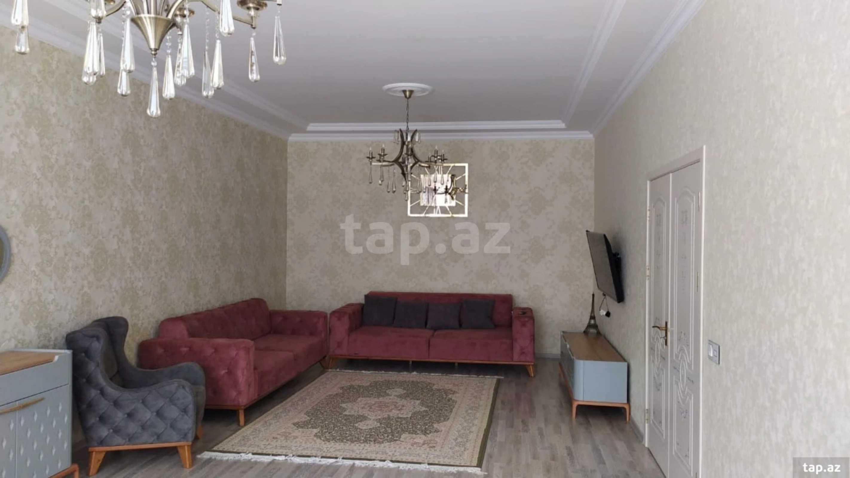 Satılır 5 otaqlı həyət evi