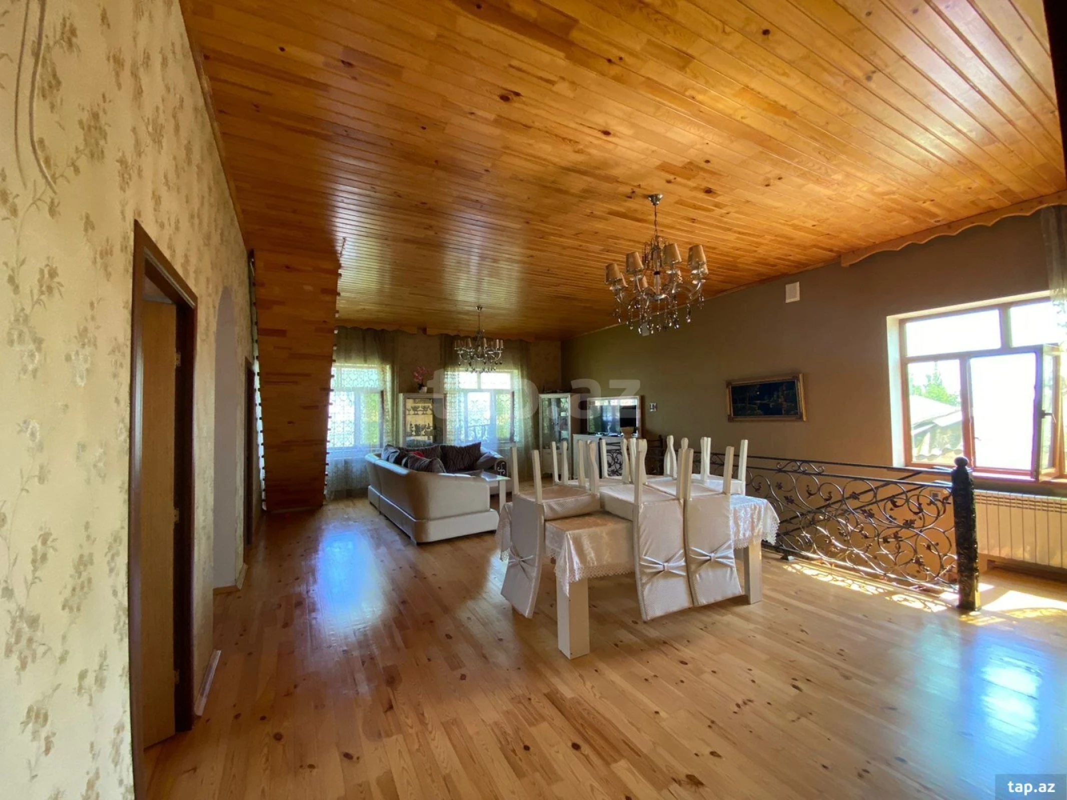 Satılır 5 otaqlı həyət evi