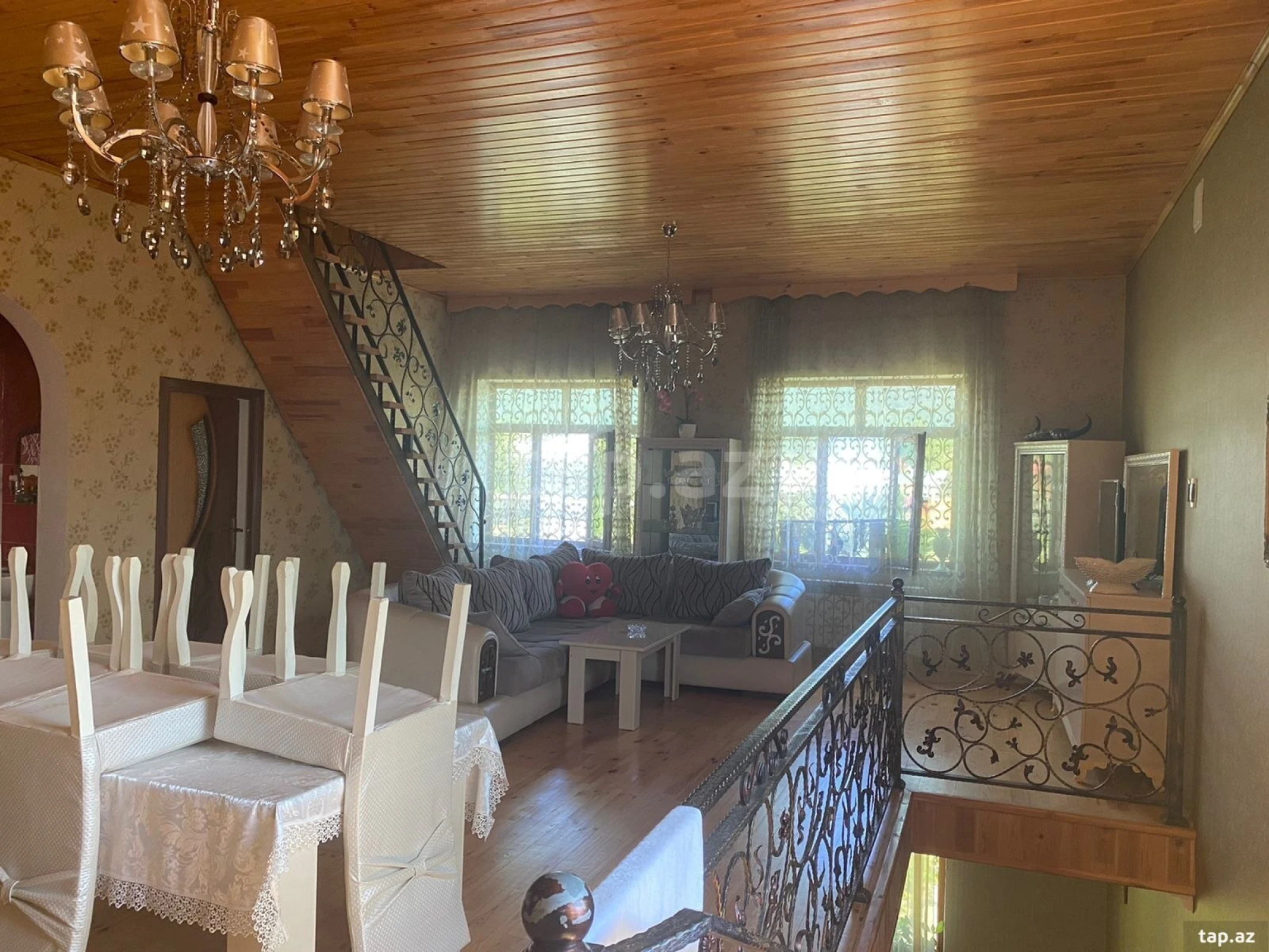 Satılır 5 otaqlı həyət evi