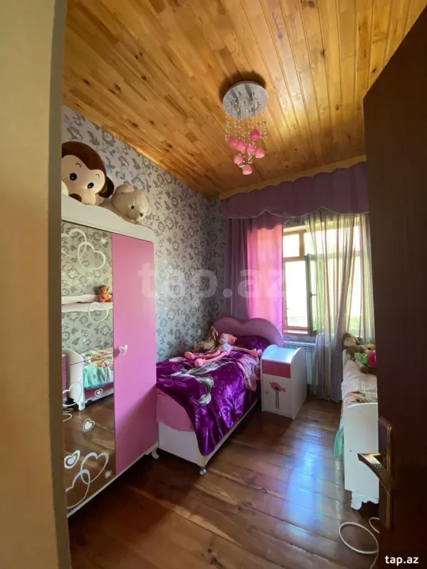 Satılır 5 otaqlı həyət evi