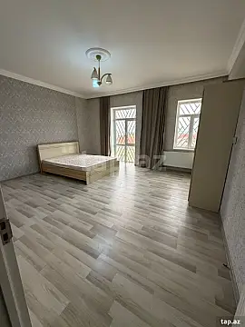 Kirayə verilir 3 otaqlı həyət evi