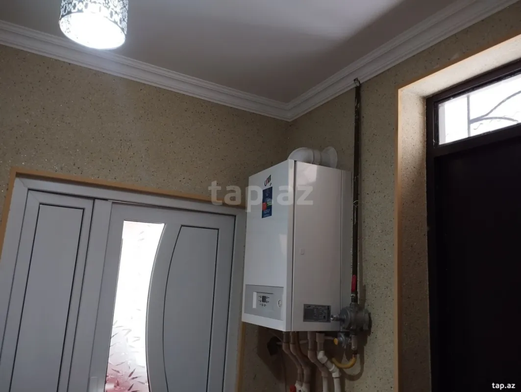 Satılır 4 otaqlı həyət evi