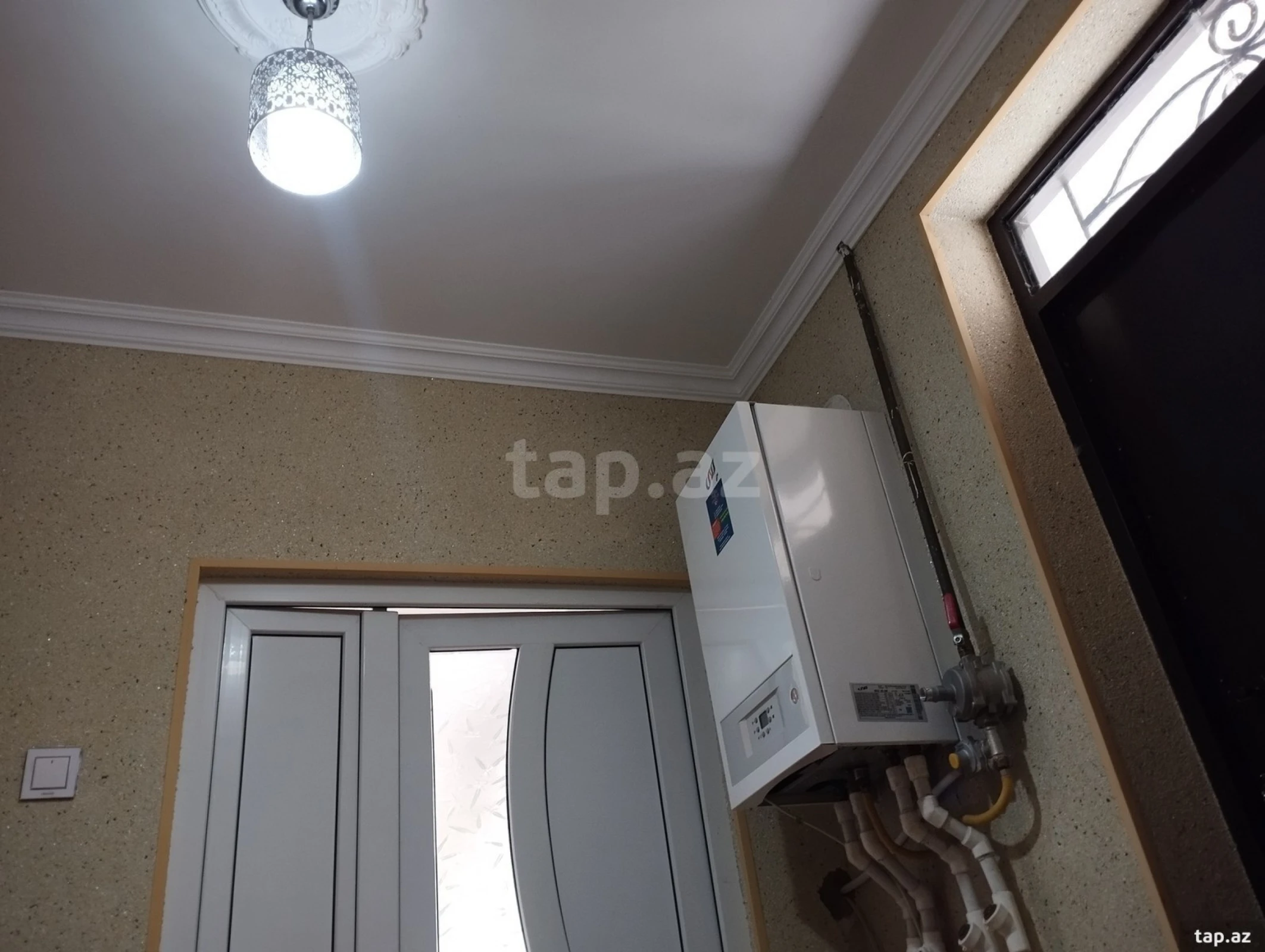 Satılır 4 otaqlı həyət evi