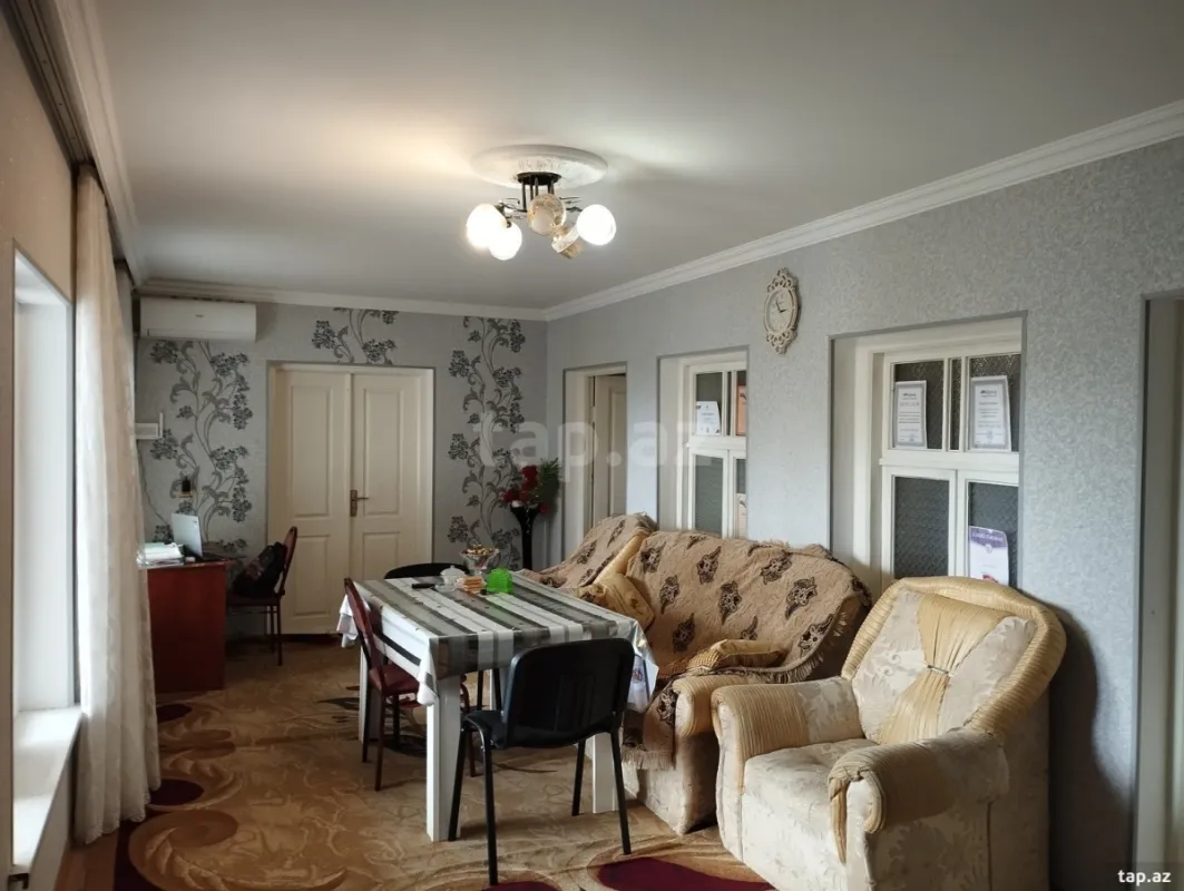 Satılır 4 otaqlı həyət evi