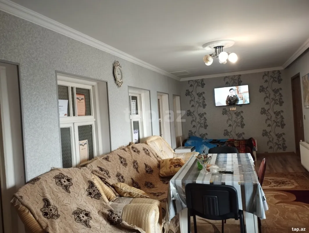 Satılır 4 otaqlı həyət evi