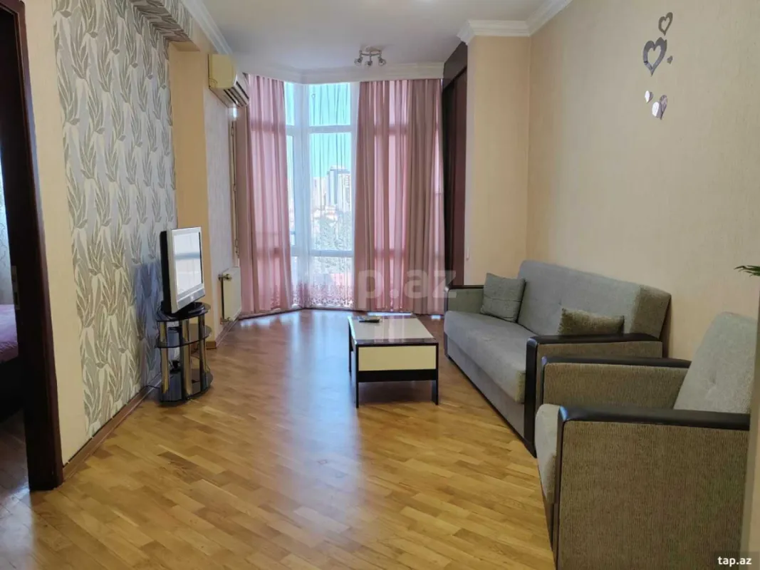 Kirayə verilir 2 otaqlı yeni tikili 65 m²