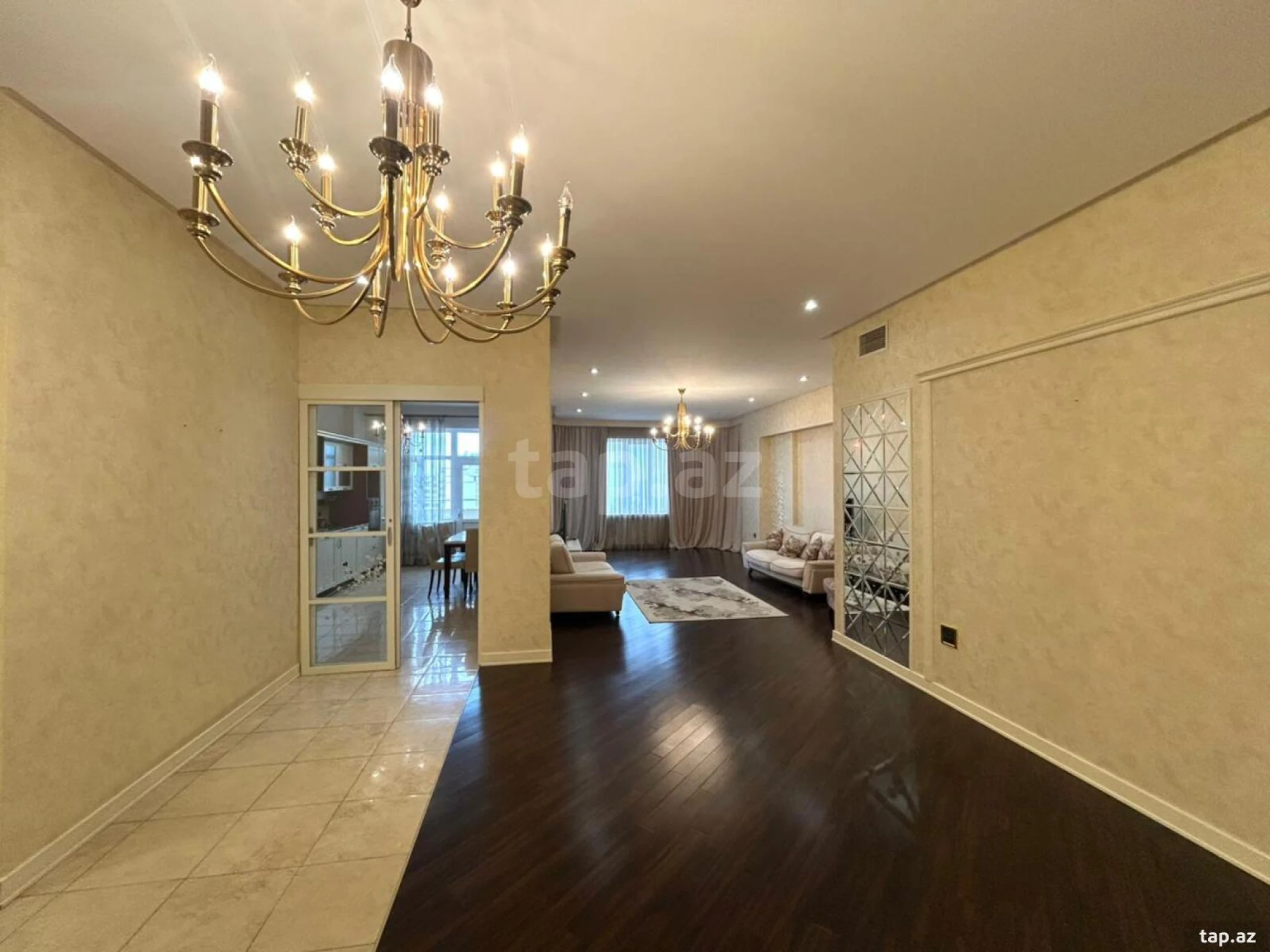 Satılır 4 otaqlı yeni tikili 186 m²