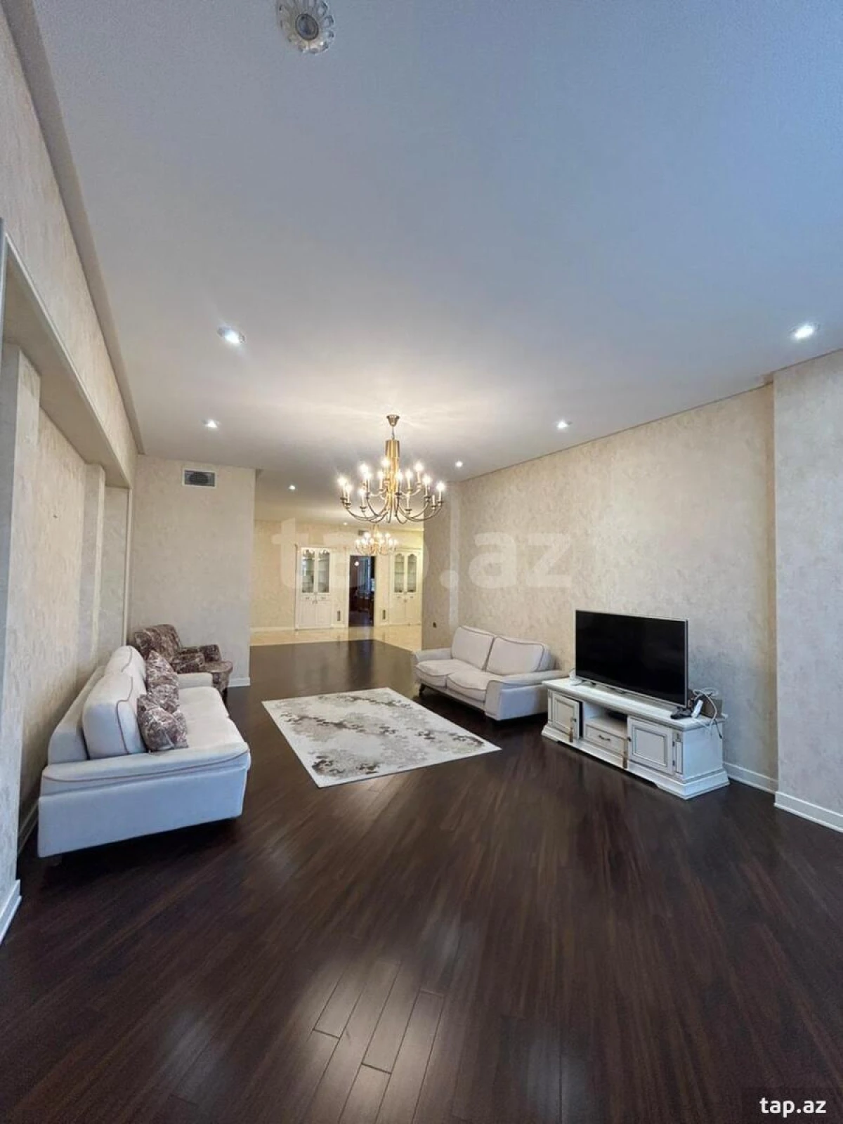 Satılır 4 otaqlı yeni tikili 186 m²