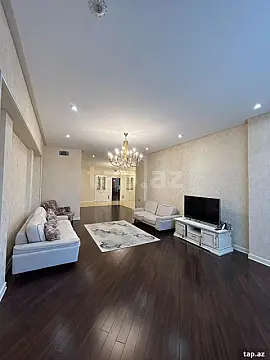 Satılır 4 otaqlı yeni tikili 186 m²