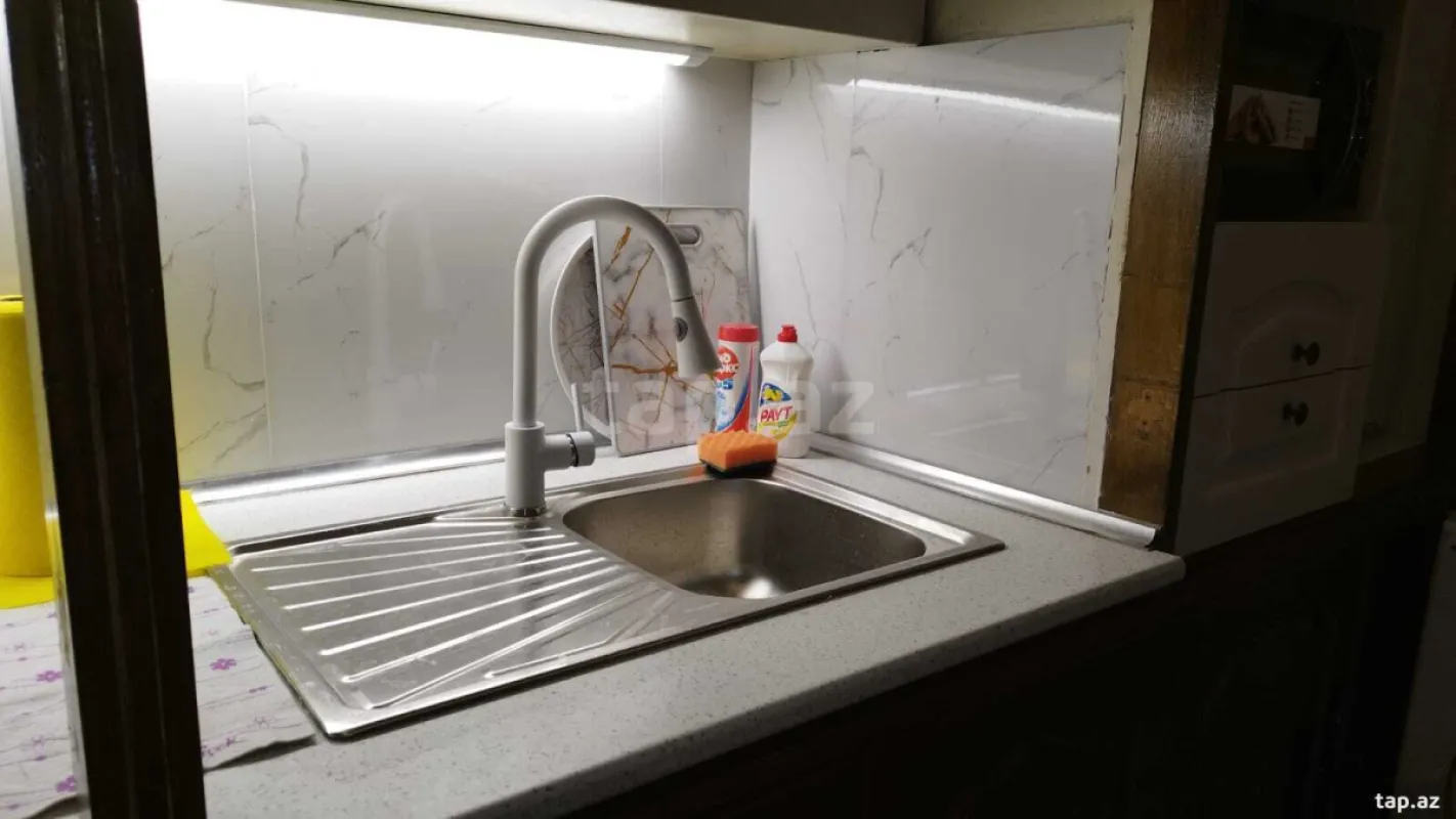 Kirayə verilir 1 otaqlı mənzil 50 m²