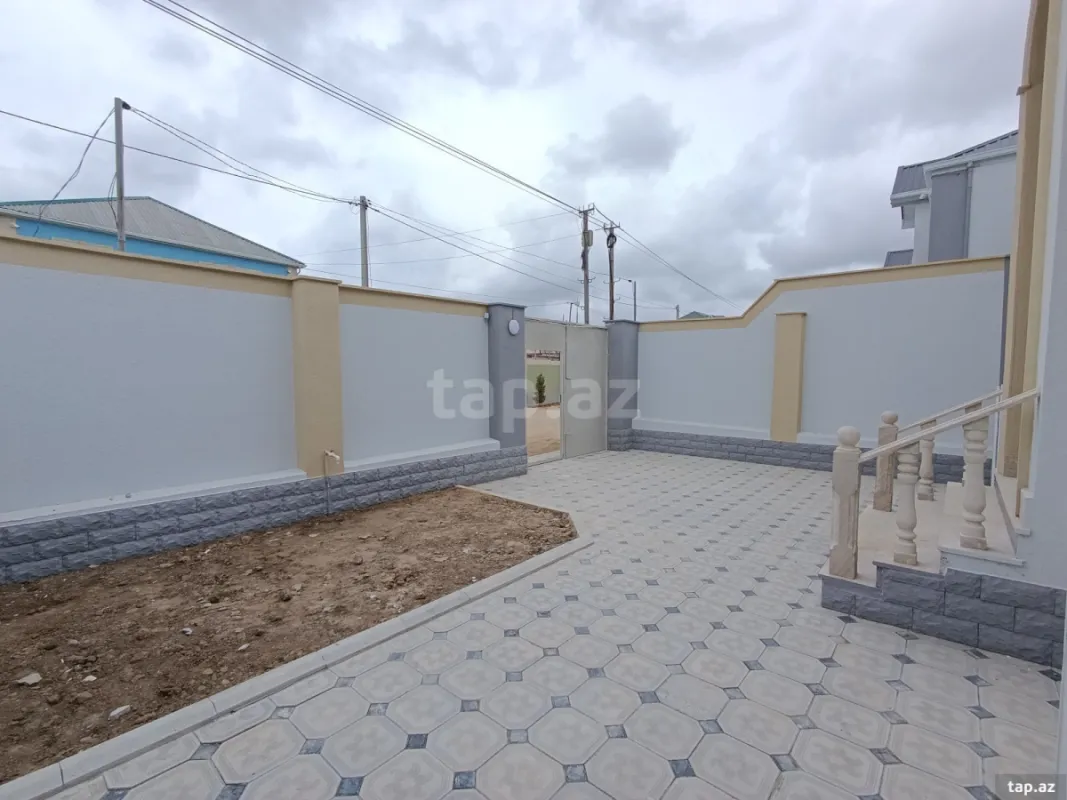 Satılır 3 otaqlı həyət evi