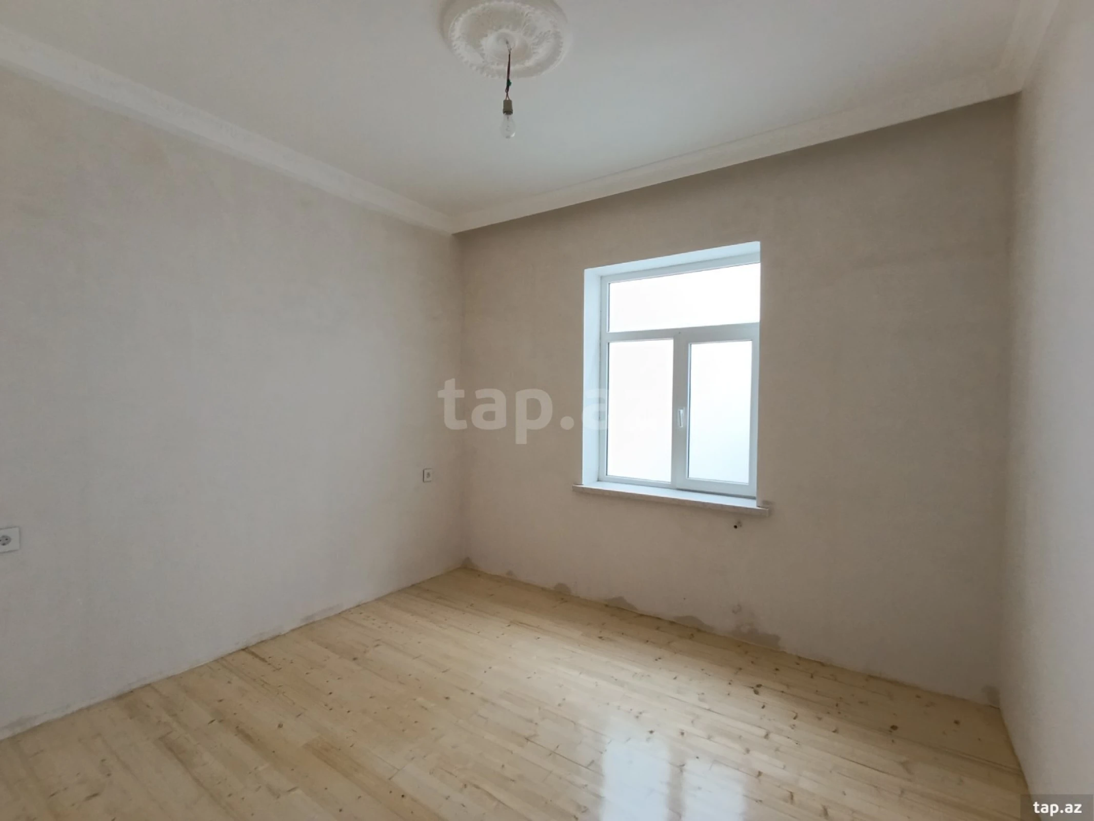 Satılır 3 otaqlı həyət evi