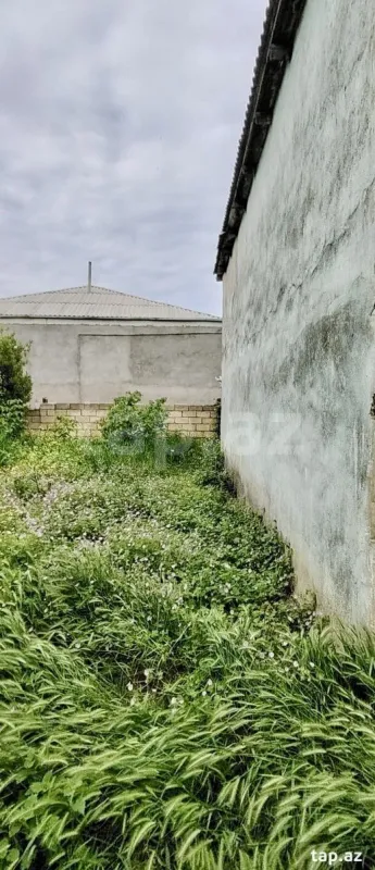 Satılır 4 otaqlı həyət evi