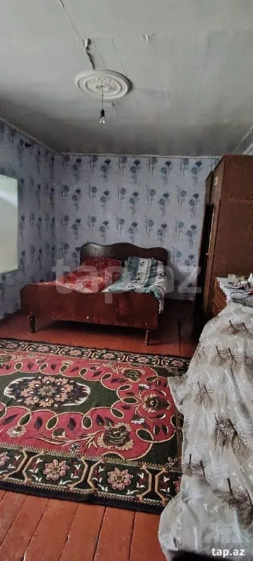 Satılır 4 otaqlı həyət evi