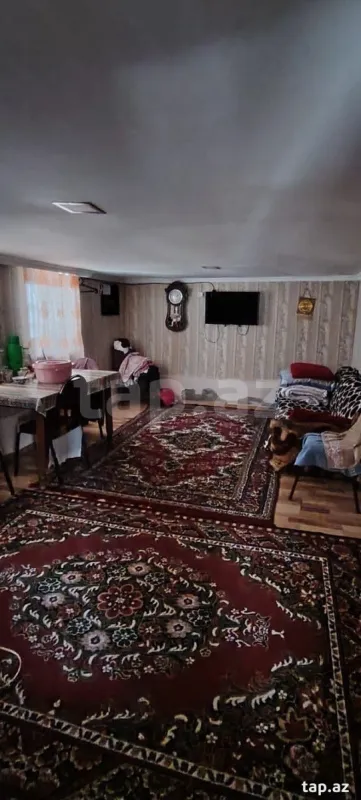 Satılır 4 otaqlı həyət evi
