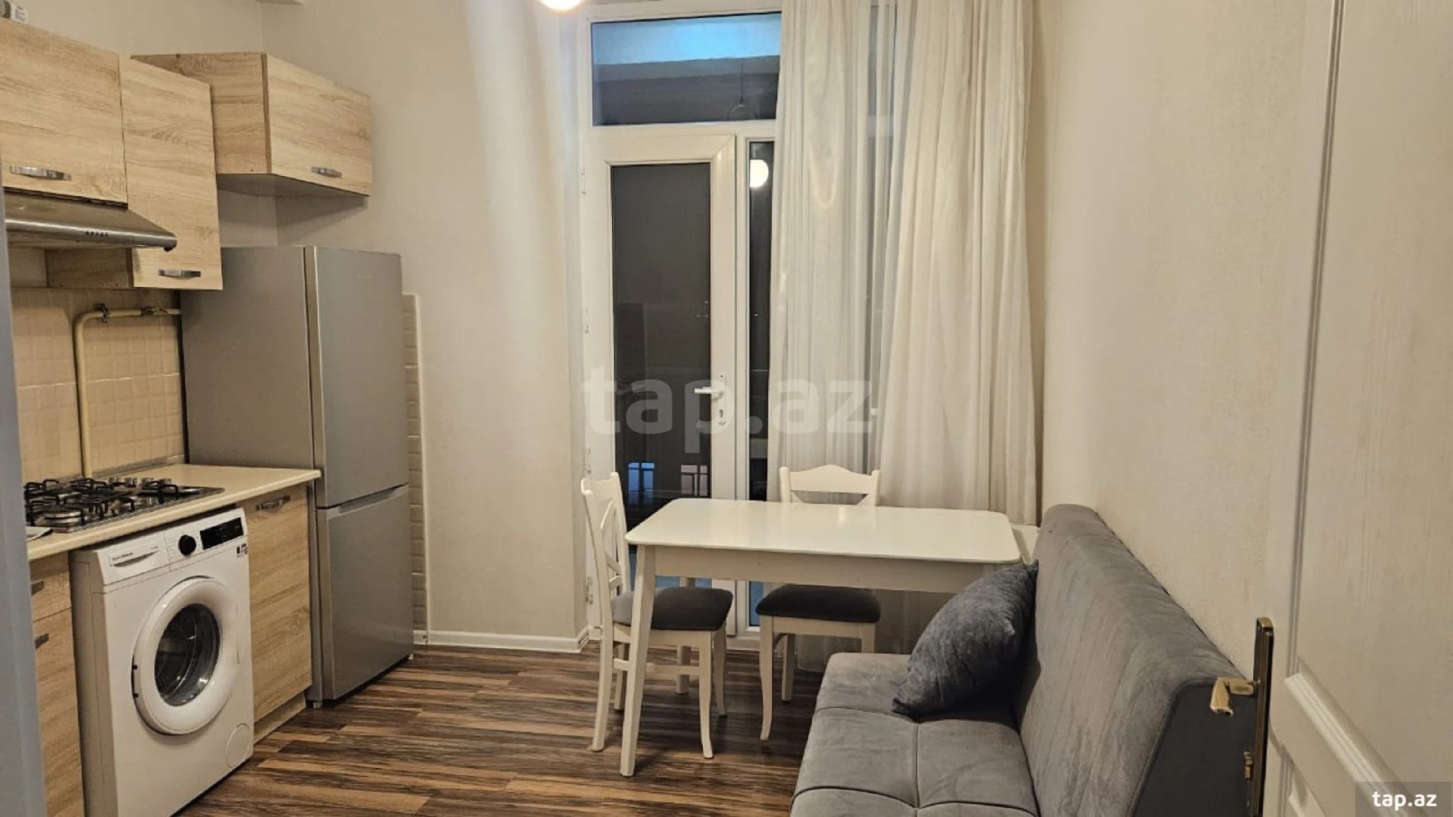 Kirayə verilir 3 otaqlı yeni tikili 85 m²