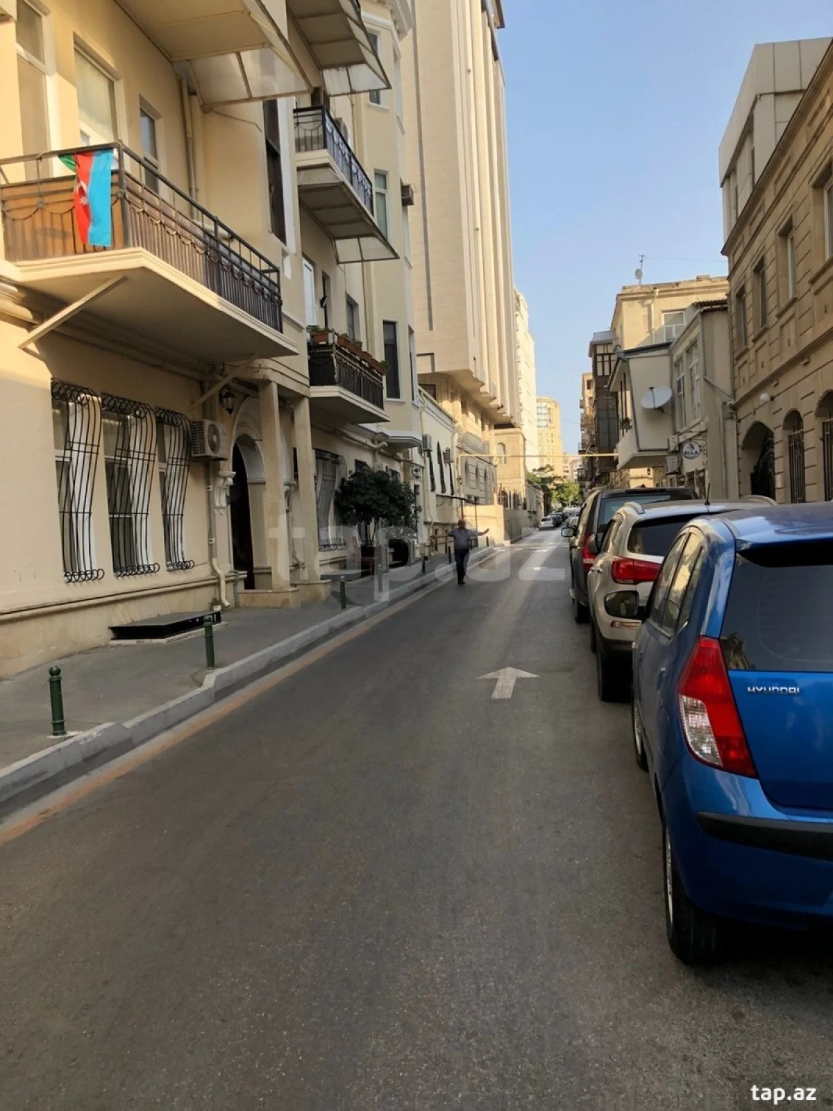 Satılır 2 otaqlı mənzil 61 m²