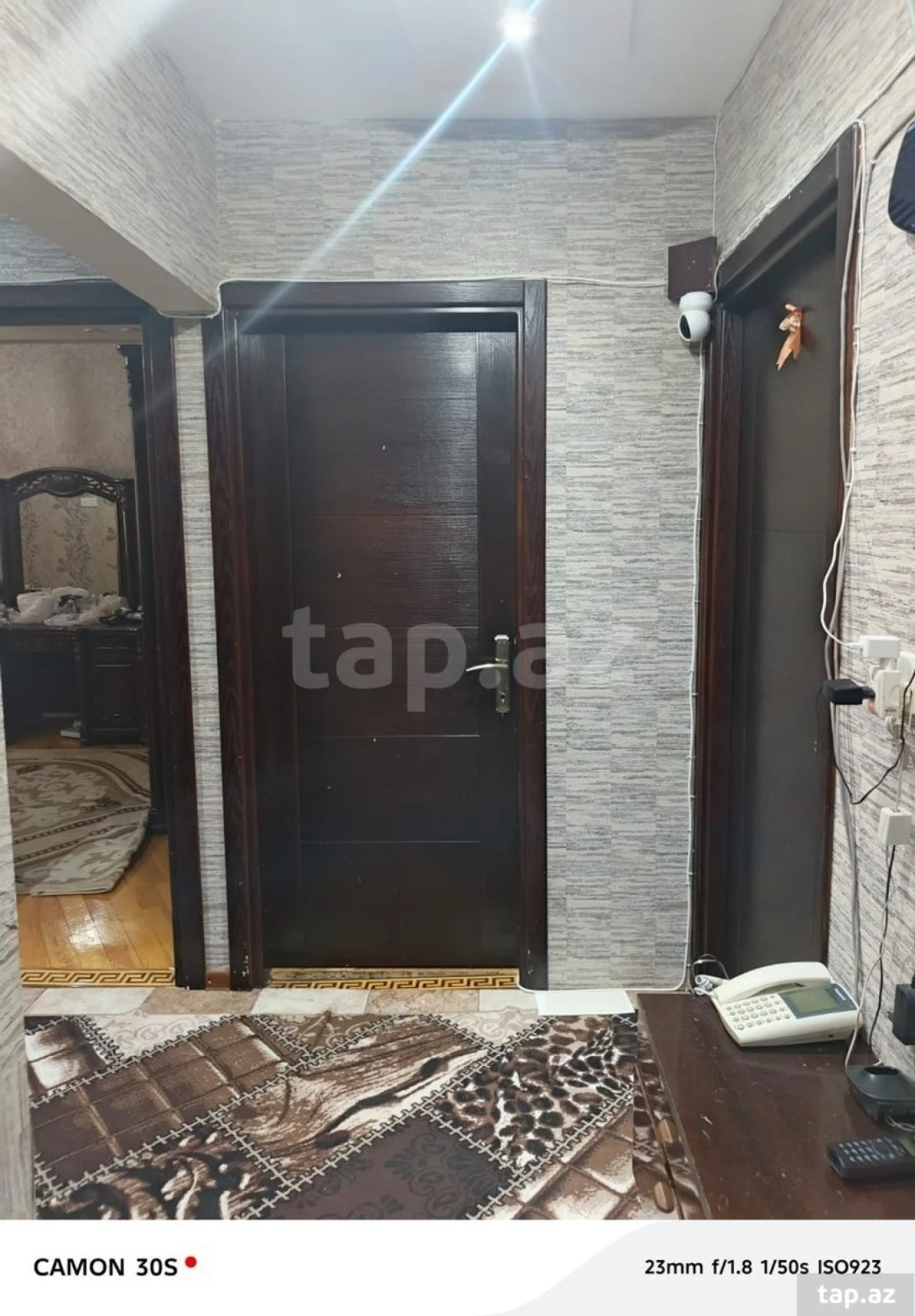 Satılır 4 otaqlı mənzil 135 m²