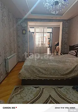 Satılır 4 otaqlı mənzil 135 m²
