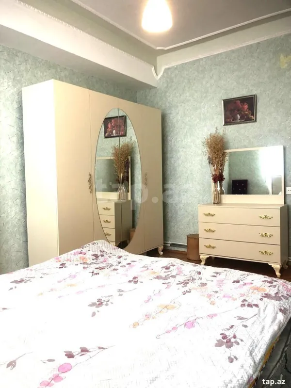 Kirayə verilir 2 otaqlı yeni tikili 60 m²