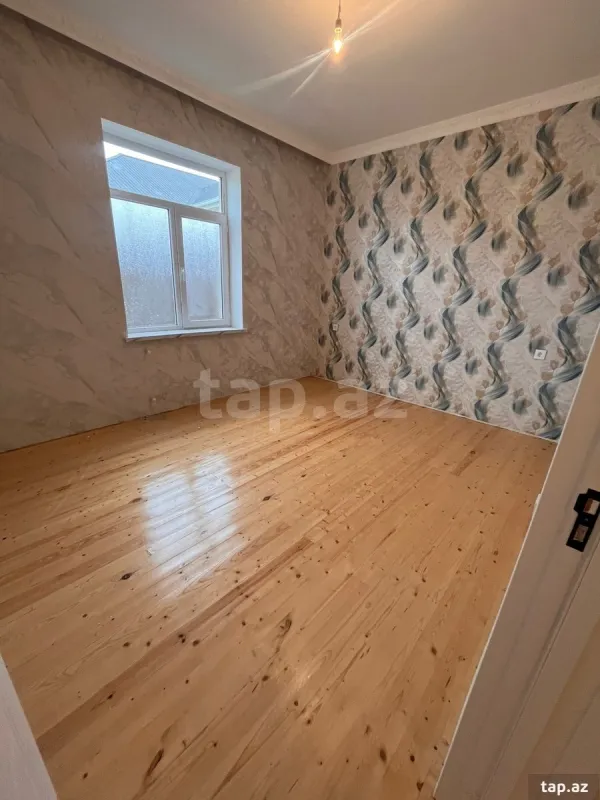 Satılır 4 otaqlı həyət evi