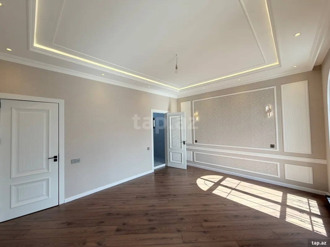 Satılır 6 otaqlı həyət evi