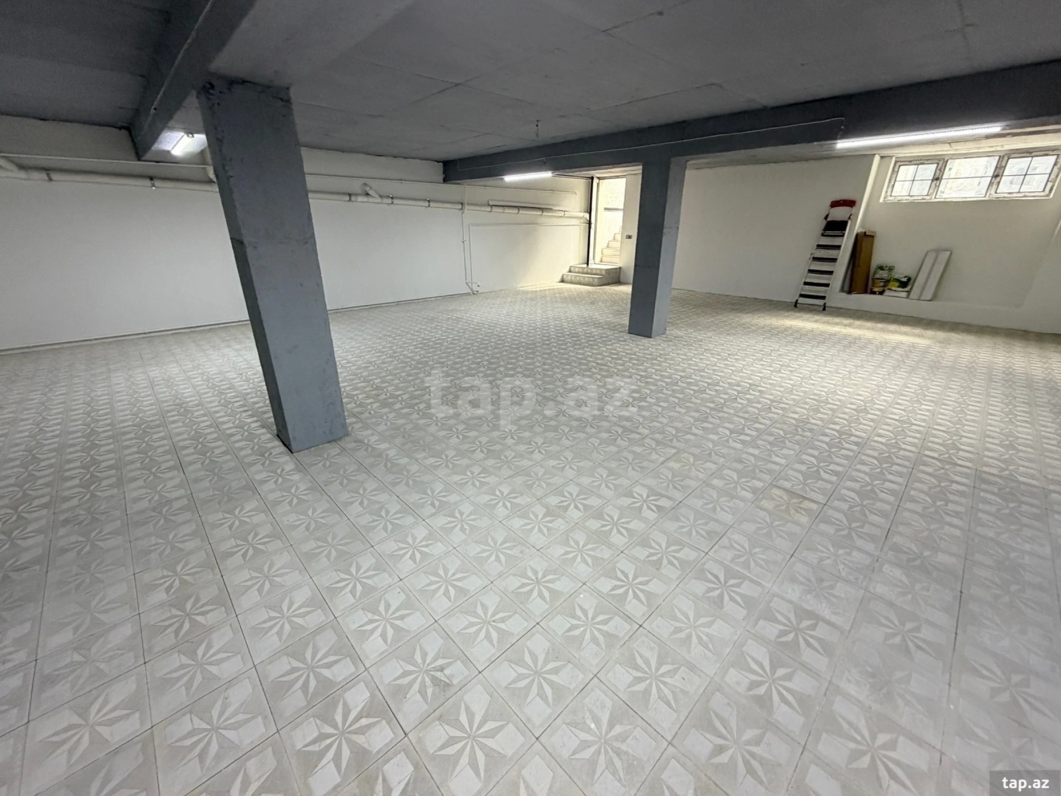 Satılır 6 otaqlı həyət evi