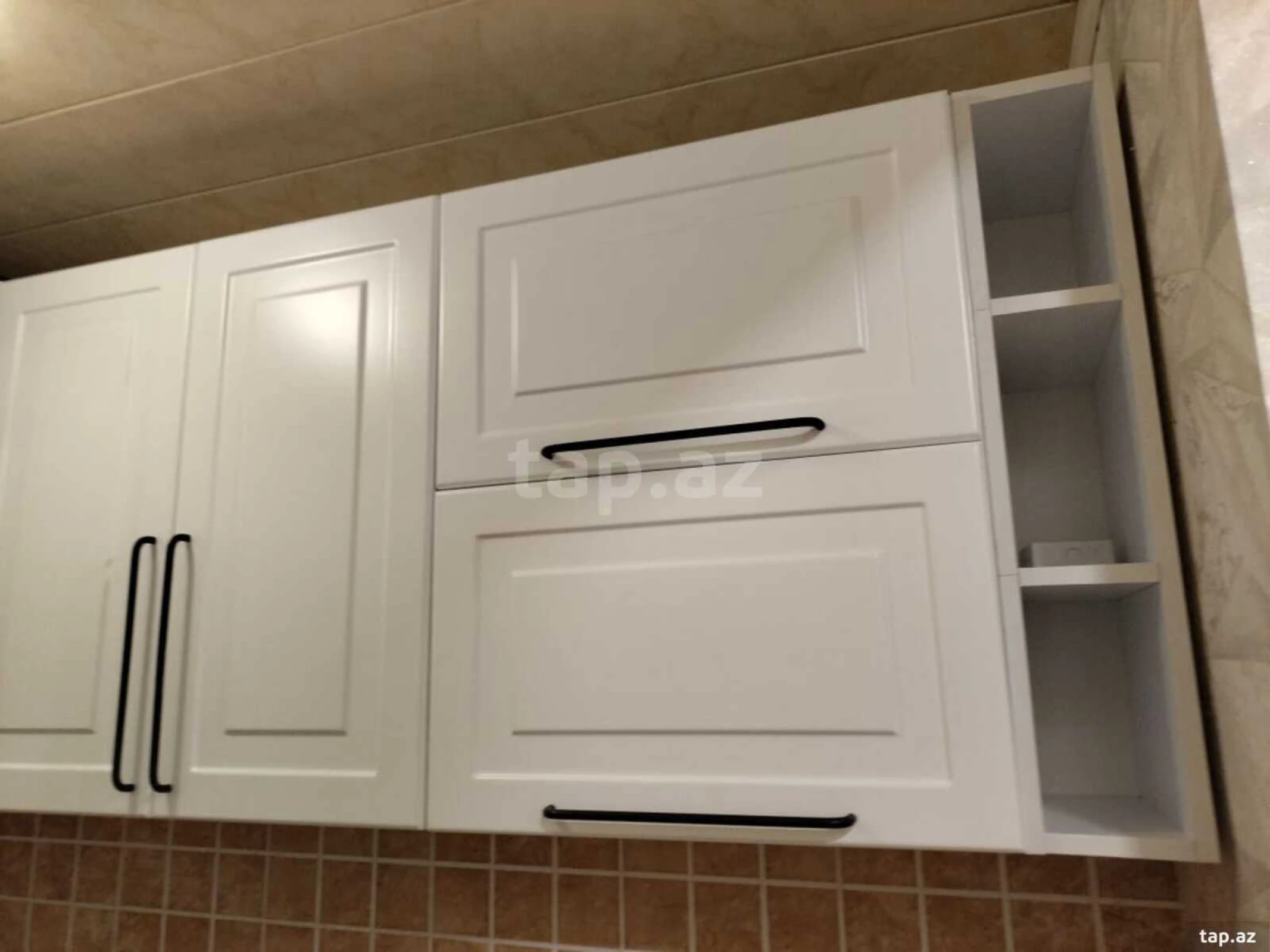 Kirayə verilir 2 otaqlı yeni tikili 95 m²