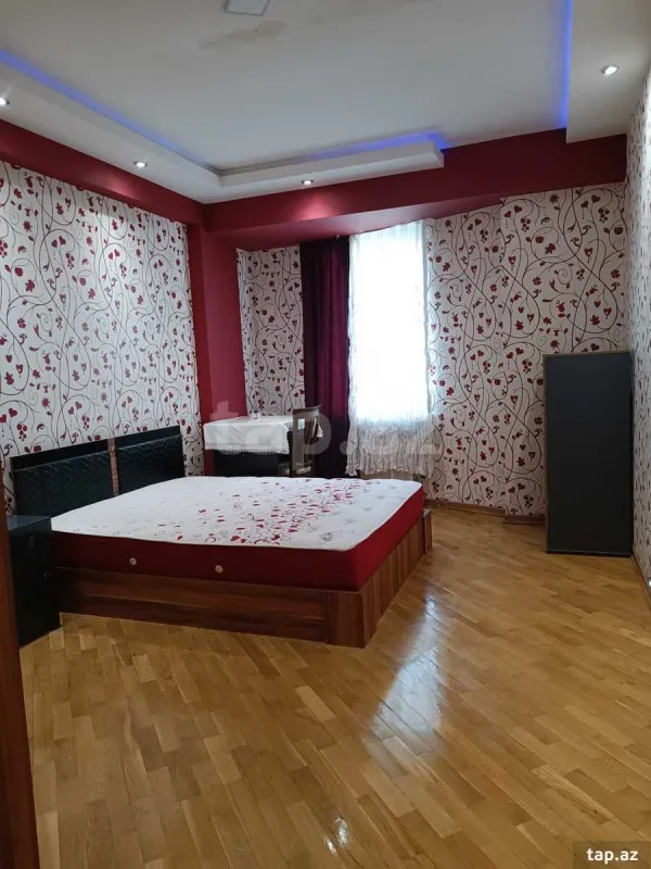 Kirayə verilir 2 otaqlı yeni tikili 95 m²