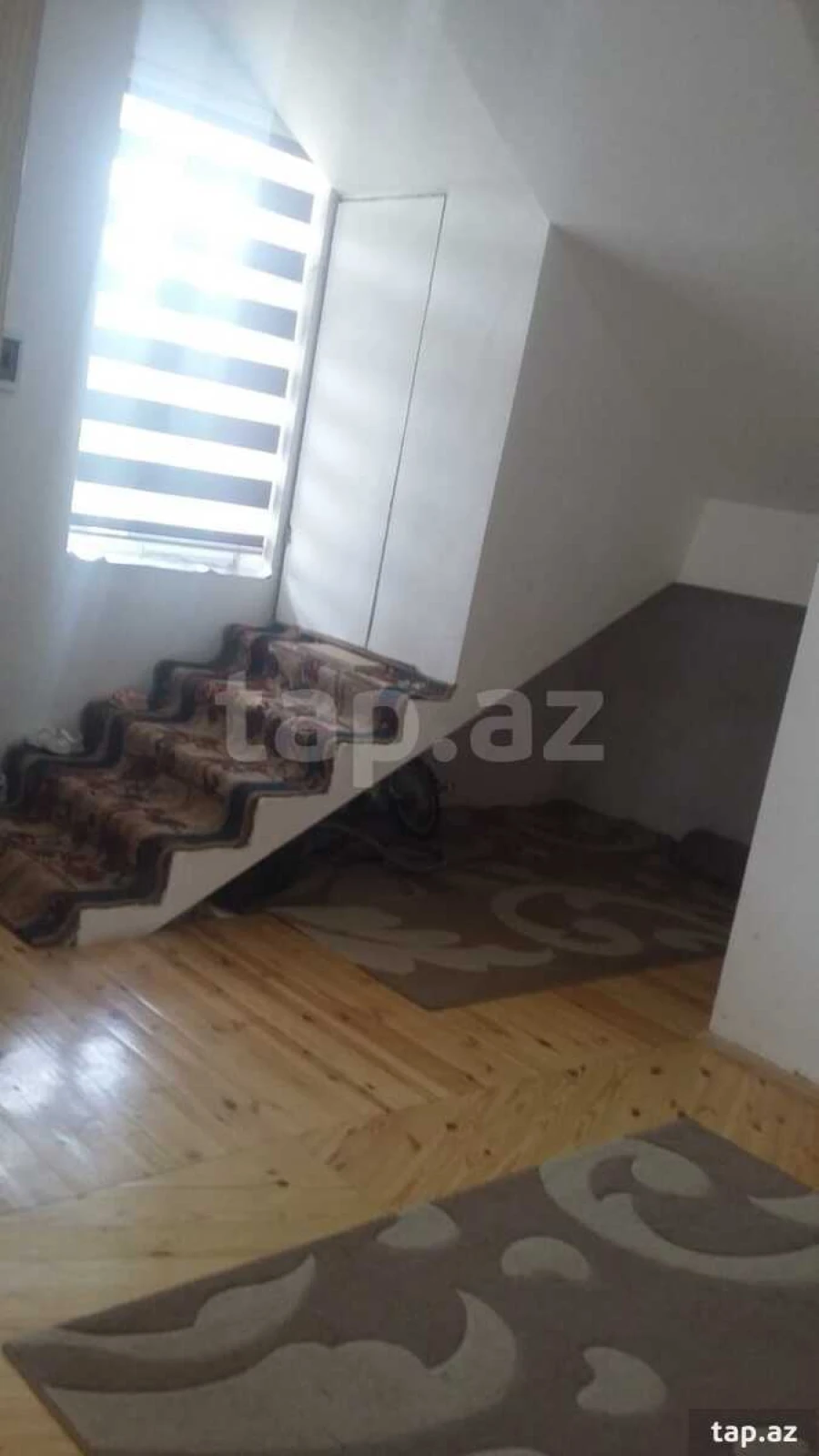 Satılır 6 otaqlı həyət evi