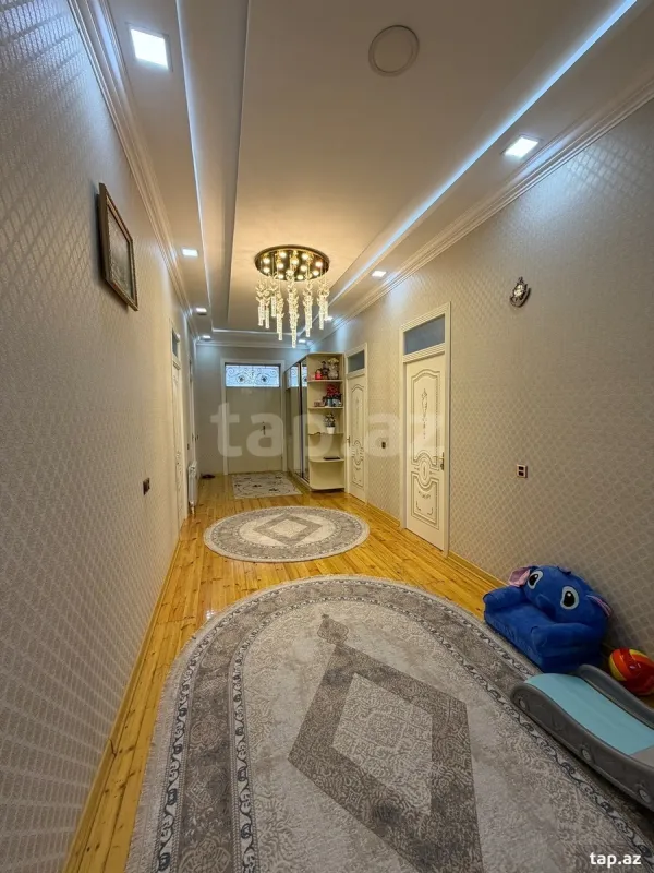 Satılır 4 otaqlı həyət evi