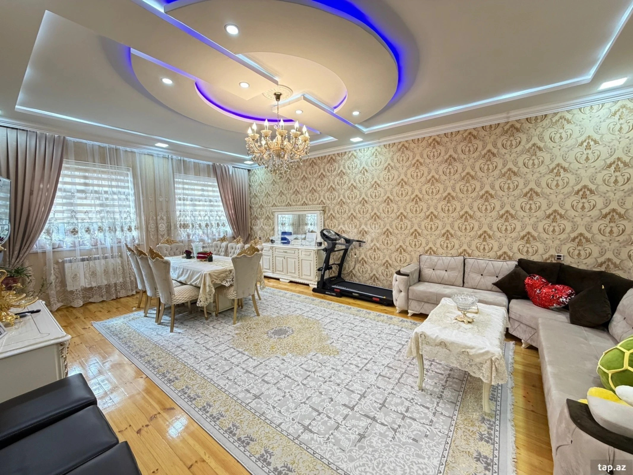 Satılır 4 otaqlı həyət evi