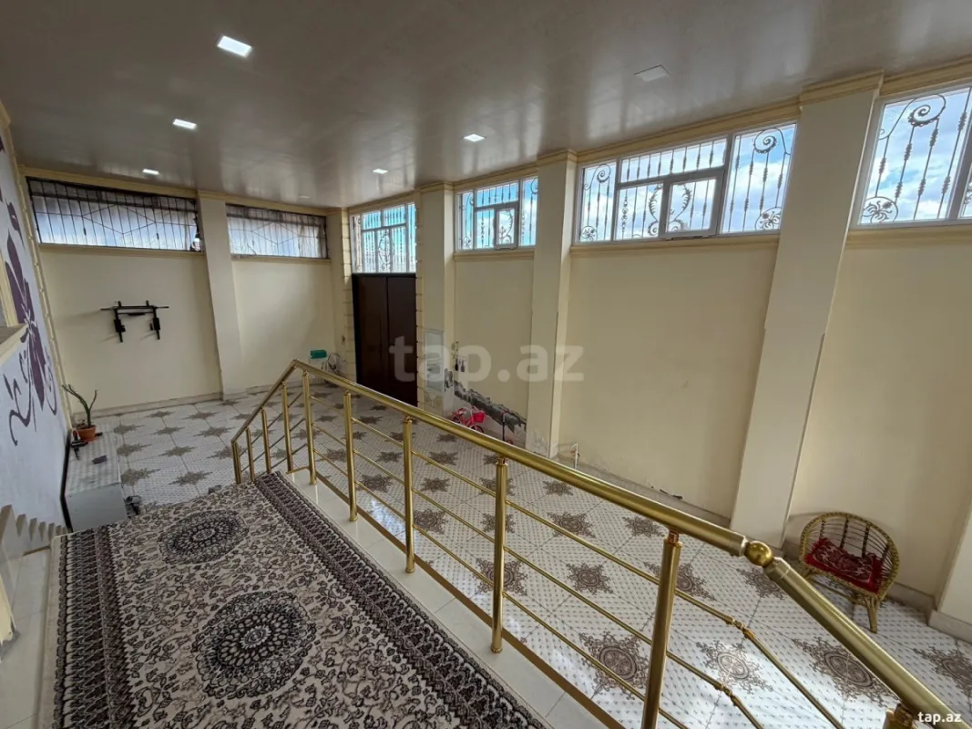 Satılır 4 otaqlı həyət evi