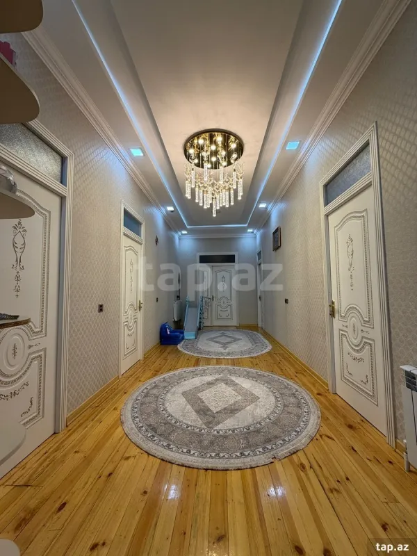 Satılır 4 otaqlı həyət evi