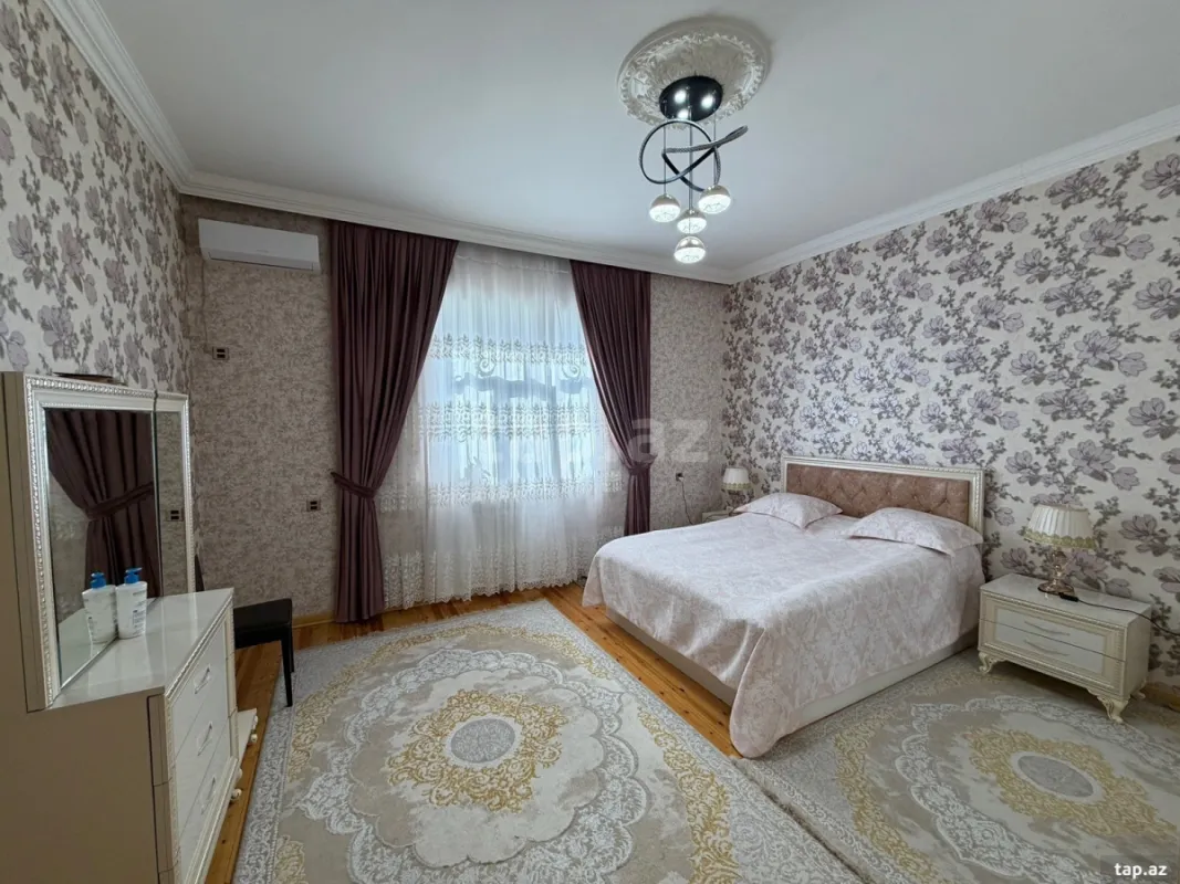 Satılır 4 otaqlı həyət evi