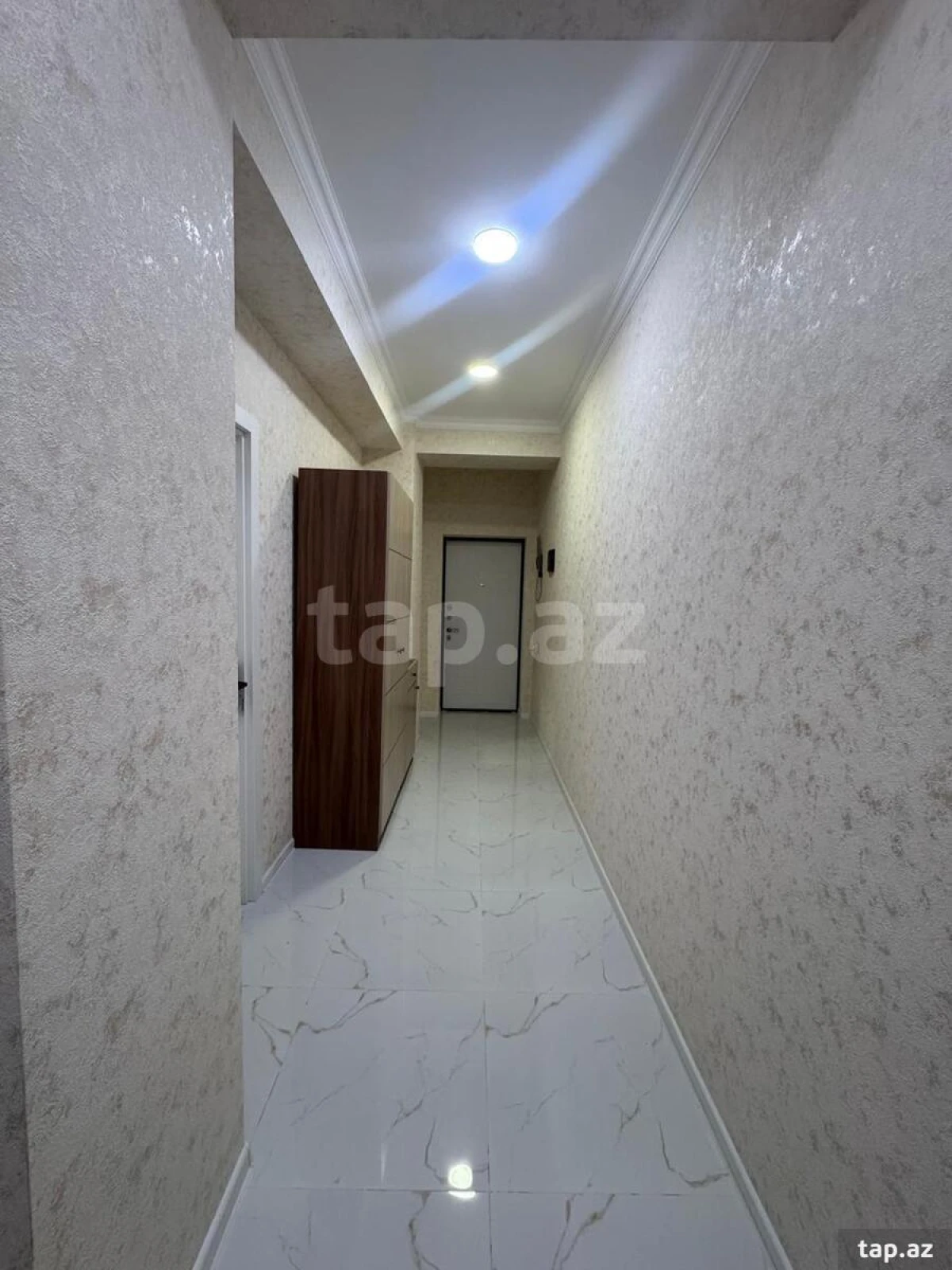 Satılır 2 otaqlı yeni tikili 59 m²