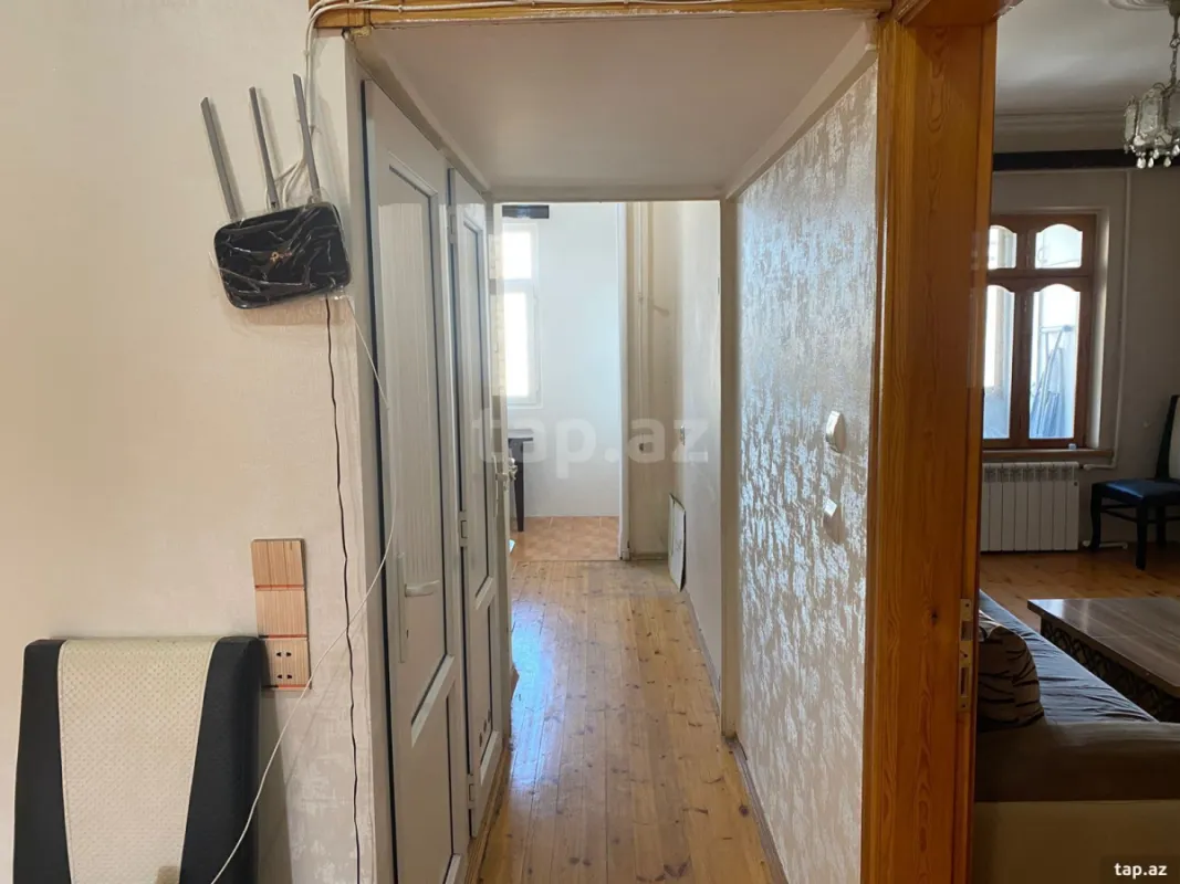 Kirayə verilir 2 otaqlı mənzil 60 m²