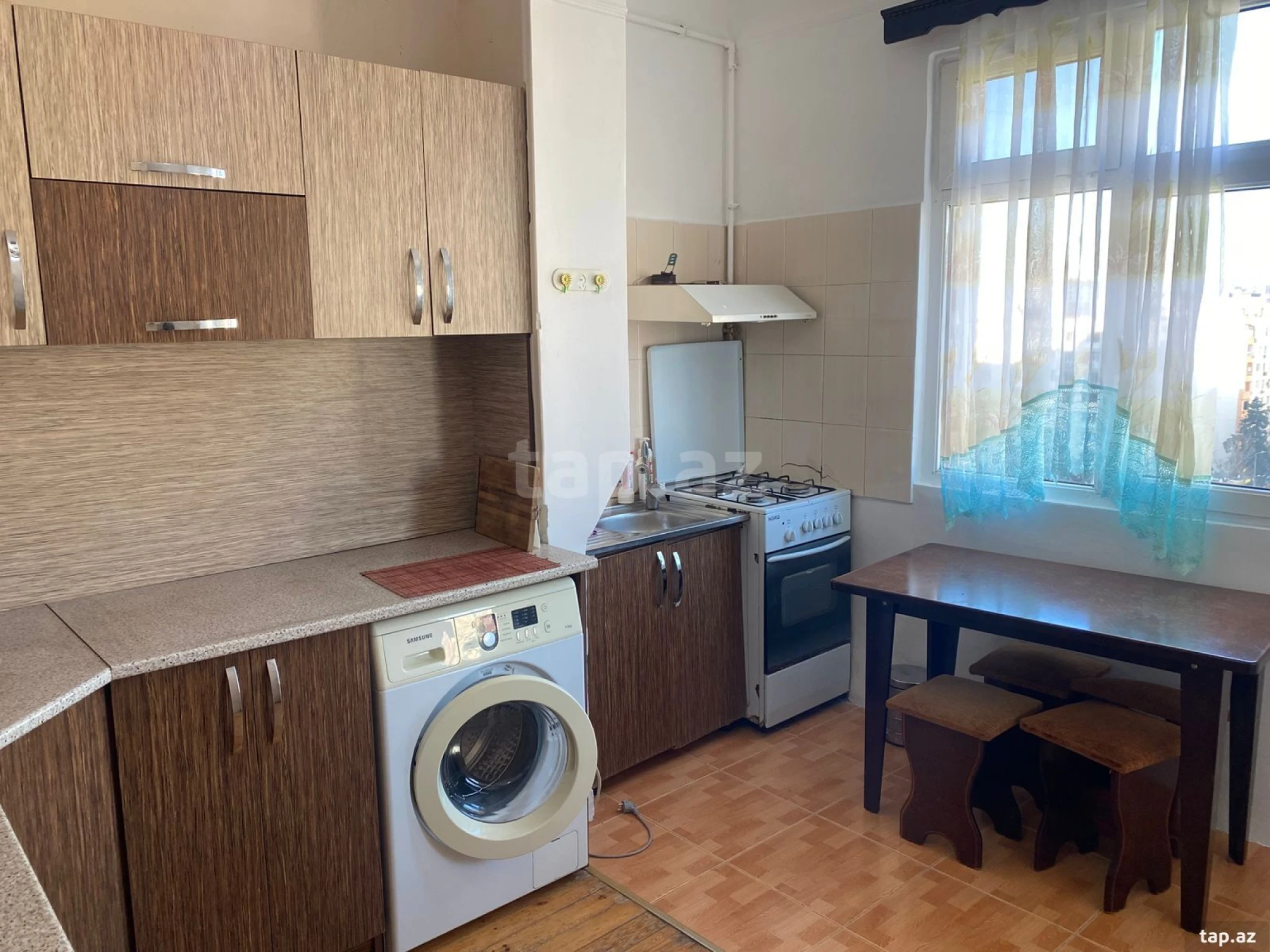 Kirayə verilir 2 otaqlı mənzil 60 m²
