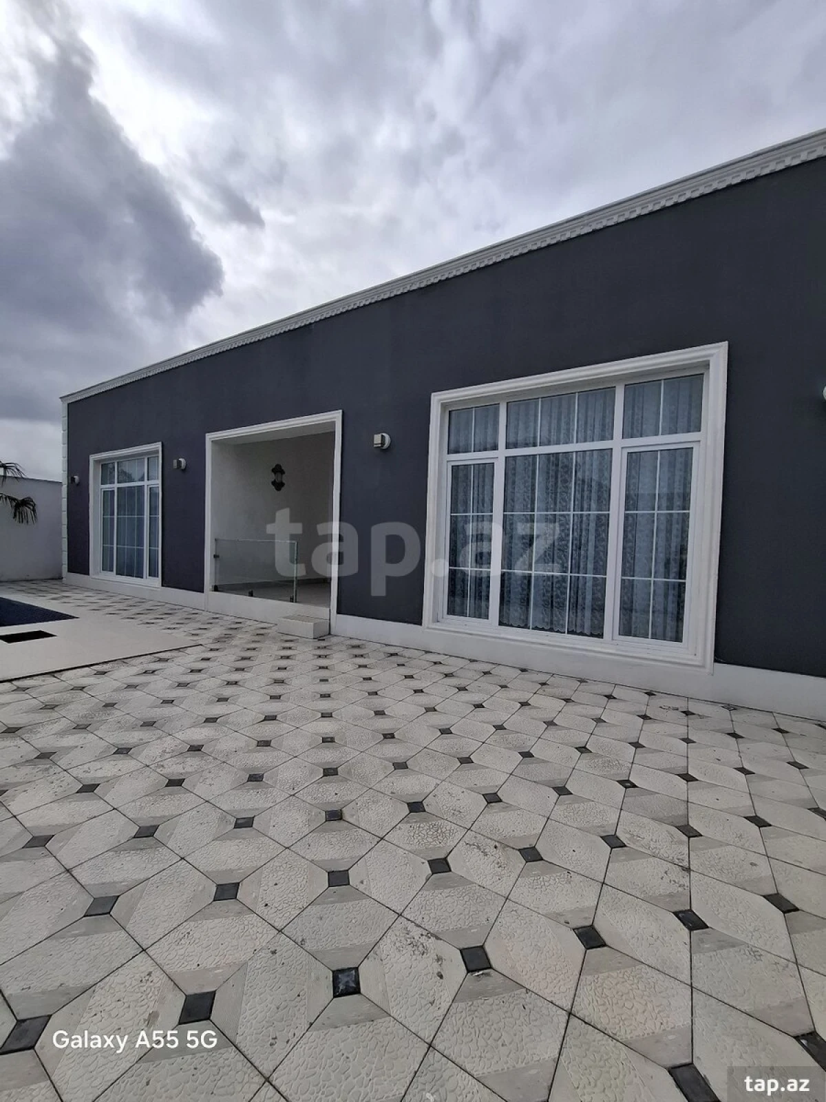 Satılır 4 otaqlı həyət evi