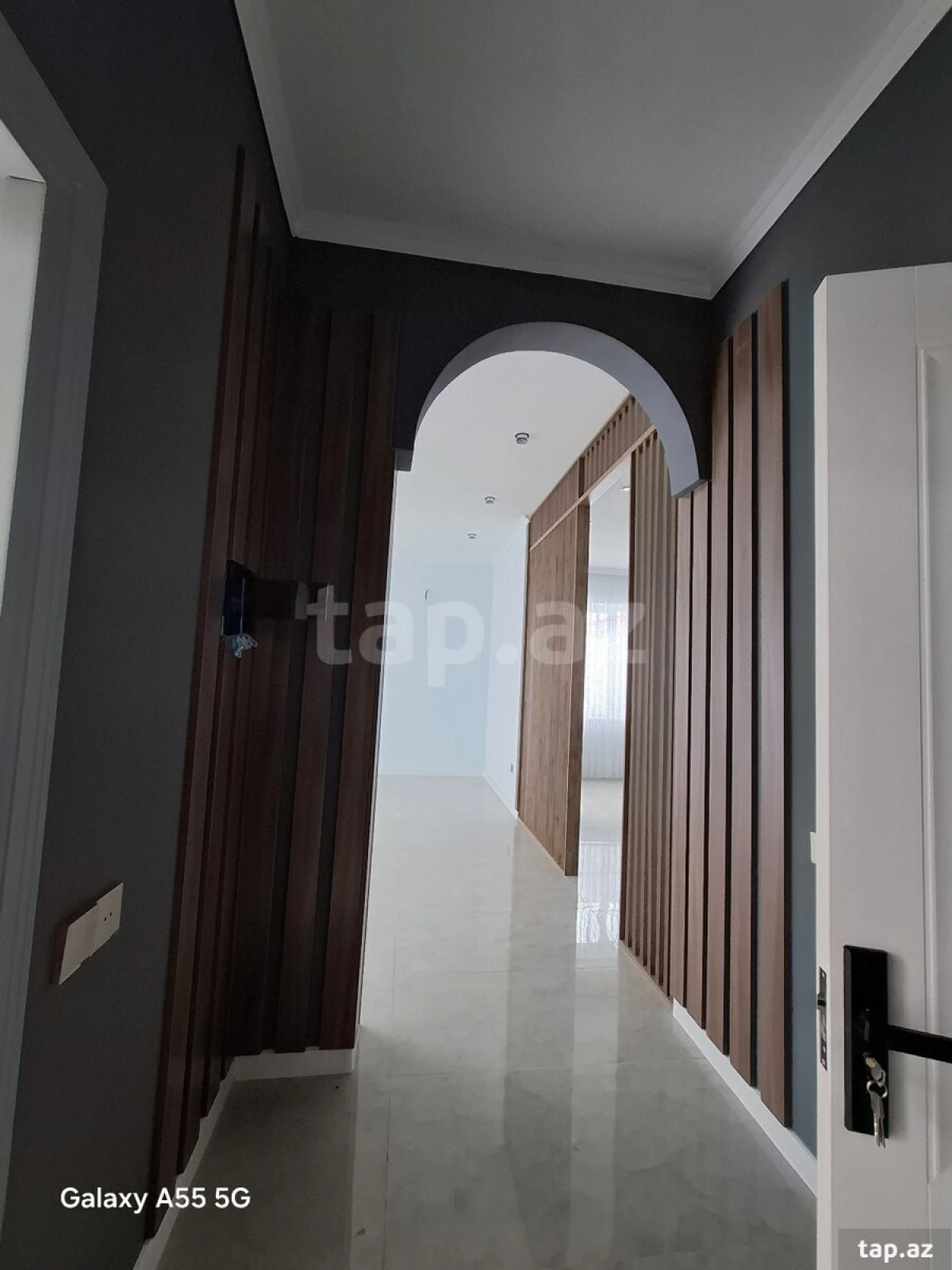 Satılır 4 otaqlı həyət evi