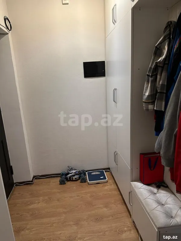 Satılır 3 otaqlı yeni tikili 80 m²