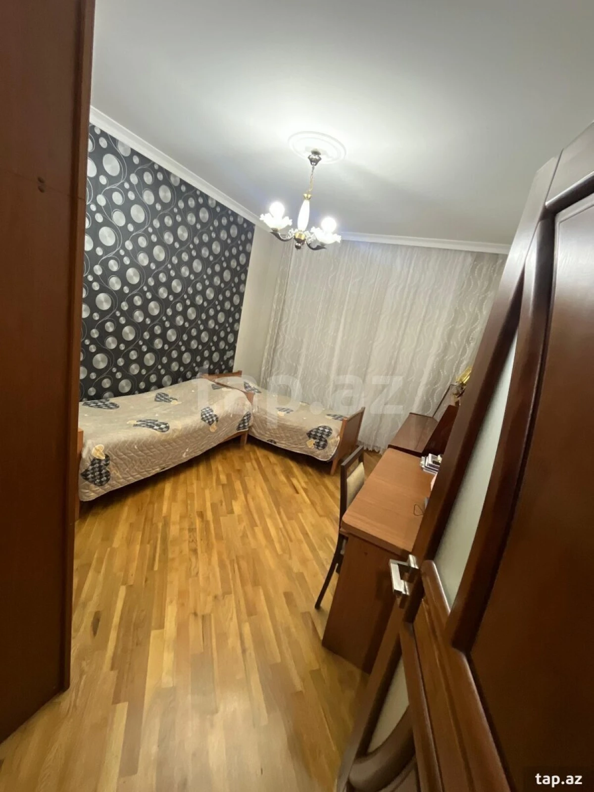 Satılır 4 otaqlı mənzil 80 m²