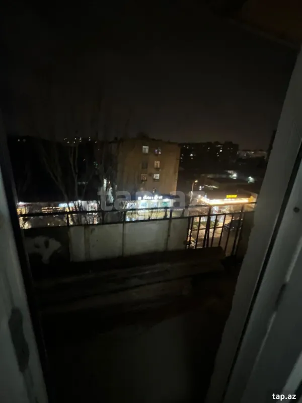 Satılır 4 otaqlı mənzil 80 m²