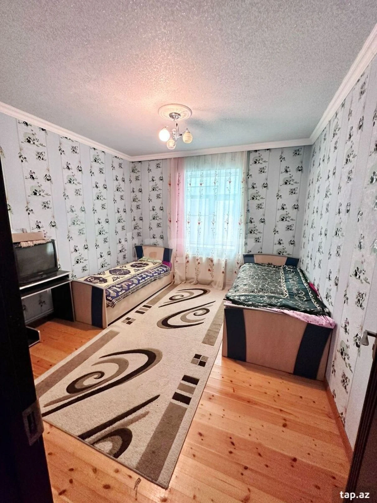 Satılır 6 otaqlı həyət evi