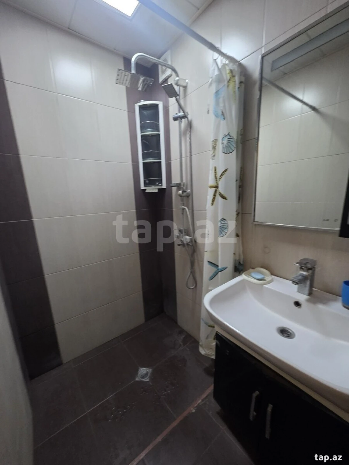 Kirayə verilir 2 otaqlı yeni tikili 82 m²