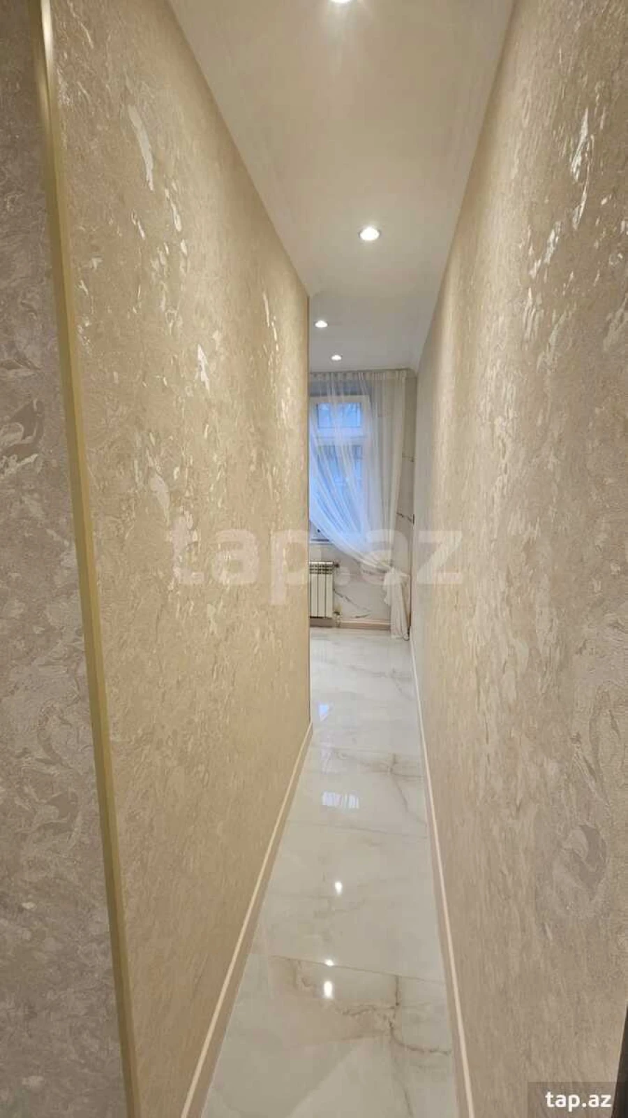 Satılır 2 otaqlı mənzil 56 m²